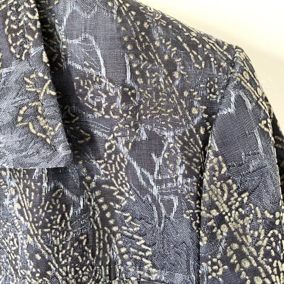 90’s Vintage Blue Cotton Brocade Jacket, Ingenuity Winter Fashion Coat Canada - Picture 2 of 10